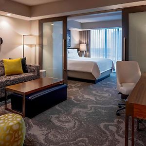 Executive One-Bedroom King Suite